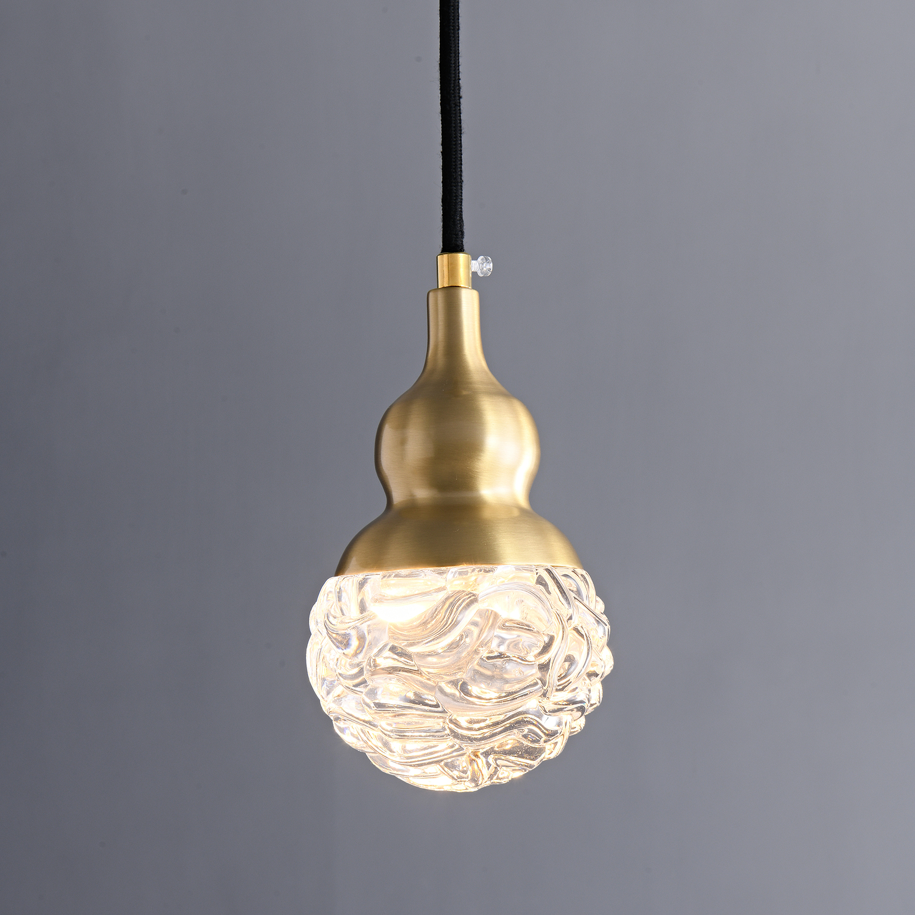 Calabash LED brass pendant light 