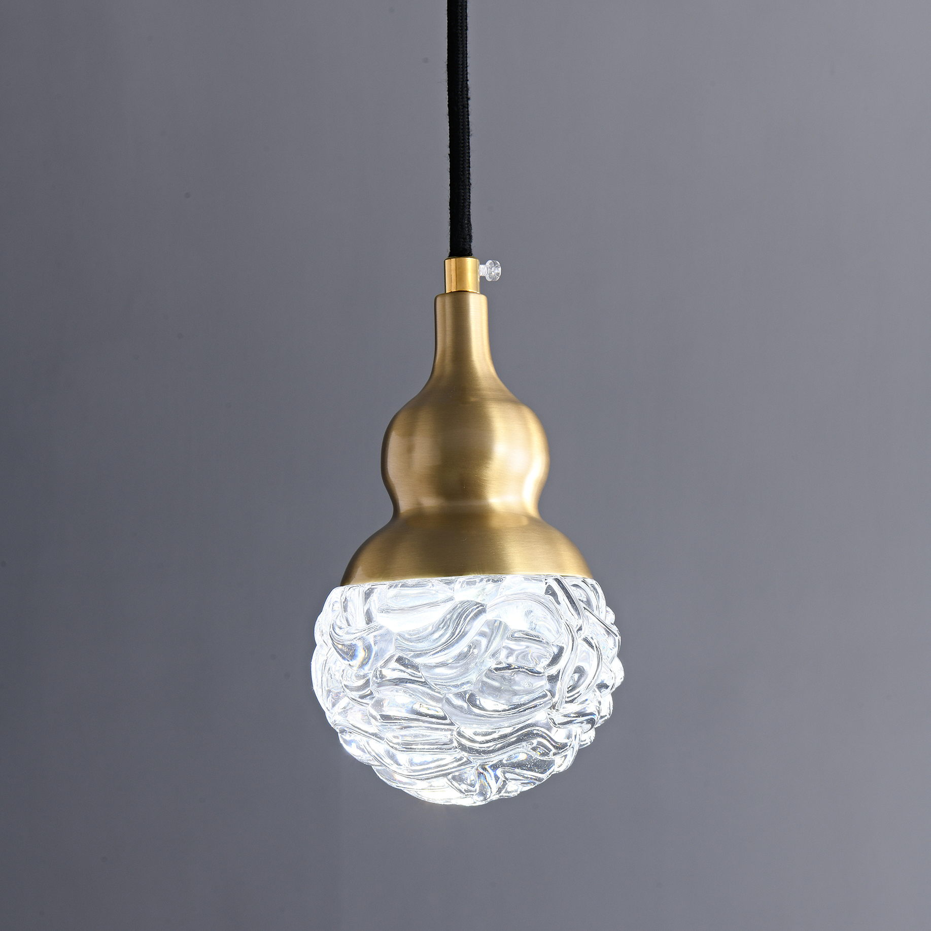 Calabash LED brass pendant light 
