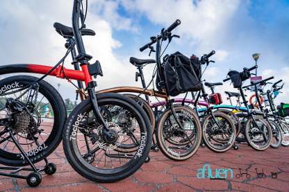 Bicicleta plegable Avro Foldie – 16 pulgadas, 9 velocidades, freno de disco