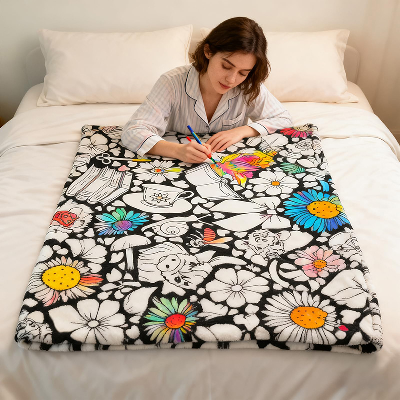 DIY Coloring Blanket Kit With 24 Markers