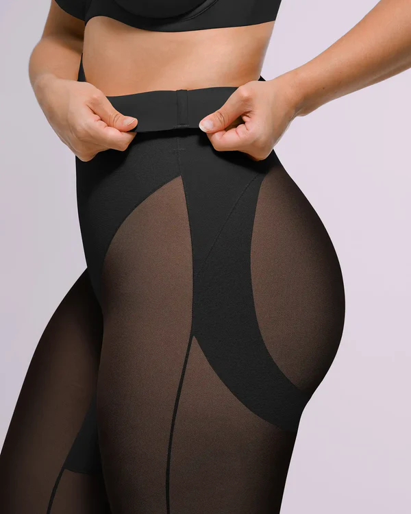 MeshSmooth™ High-Waisted Mid Thigh Short