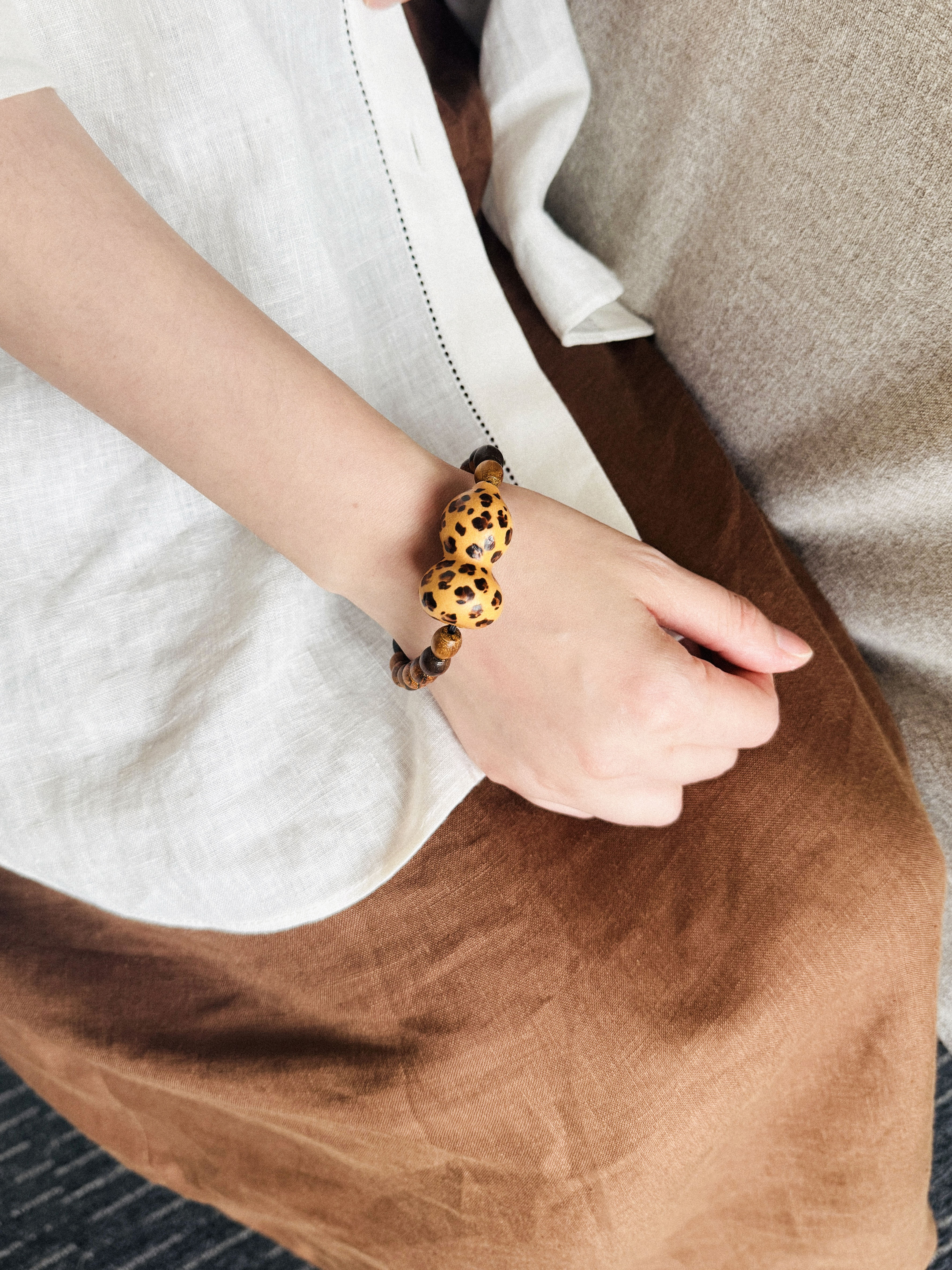 Burnt Leopard Spots | Huaqi Nan Wood Pyrography Fu Lu Gourd Bracelet | Murren Oriental Handcraft
