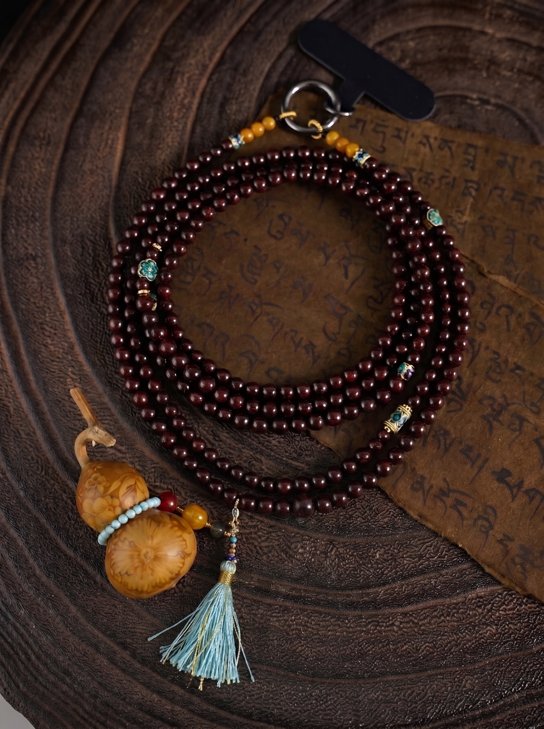Floral Garnet Gourd Phone Lanyard