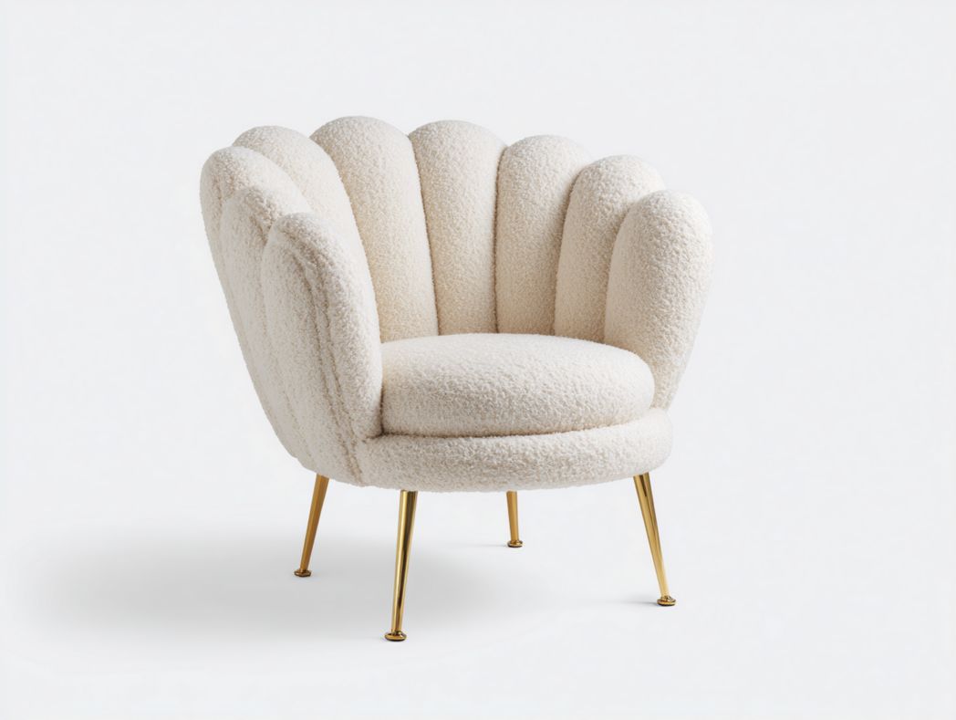 Fauteuil en tissu bouclette écru avec pieds en métal doré-warmays