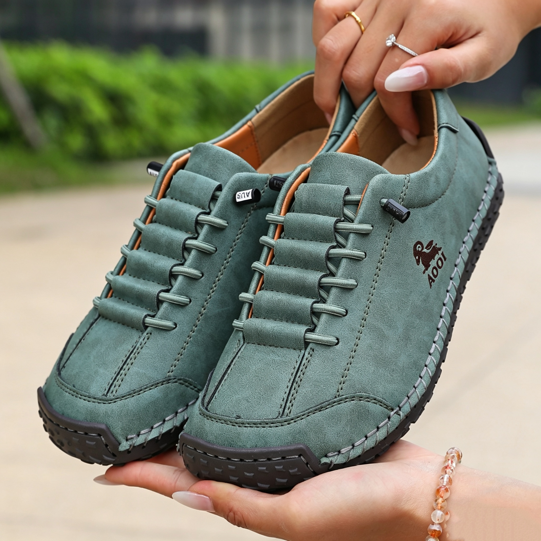 Casual Calfskin Sneakers, Wide Toe Box, Breathable for All-day Comfort, No-tie Laces for Easy Wear
