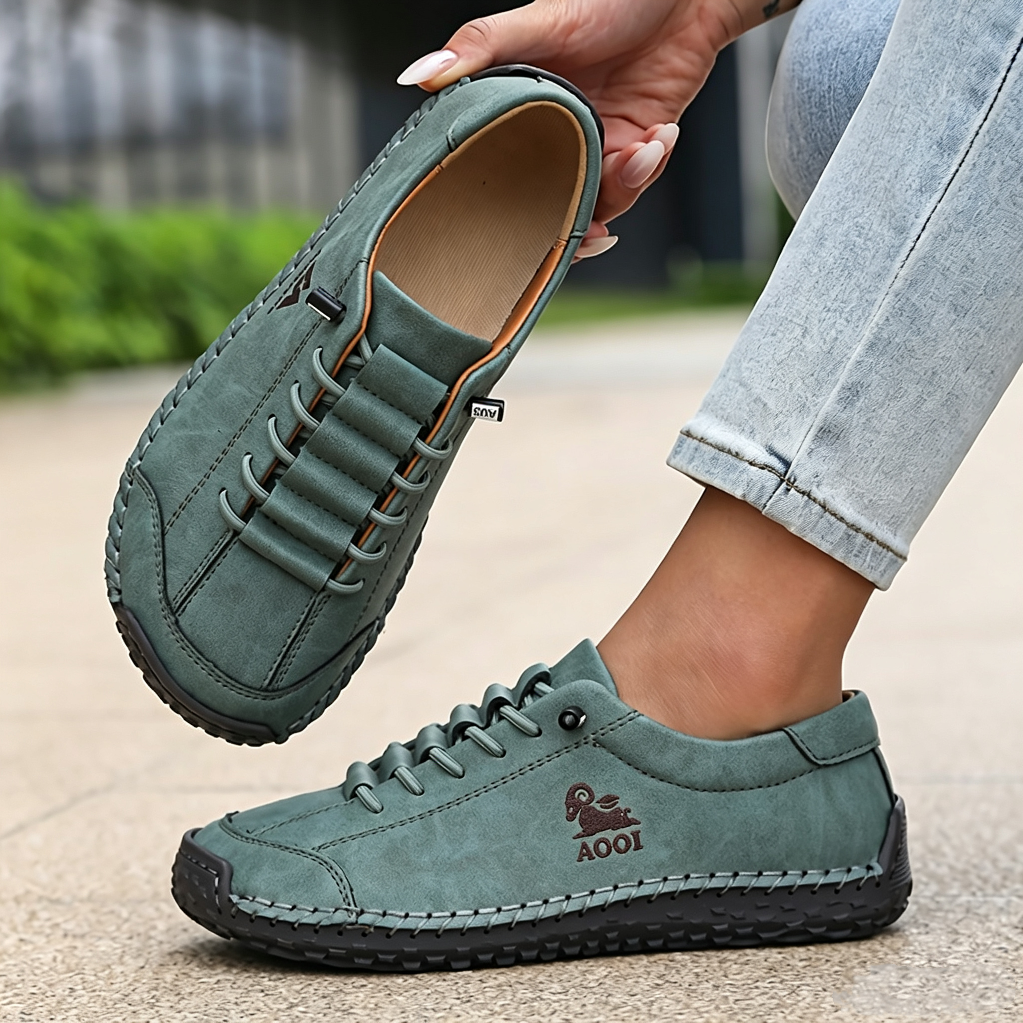 Casual Calfskin Sneakers, Wide Toe Box, Breathable for All-day Comfort, No-tie Laces for Easy Wear