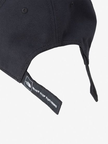 スクエアロゴキャップ（ユニセックス）