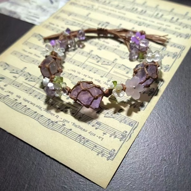 🌸Crystal Bracelet – Handwoven Floral Gemstone Rope Bracelet, Inspired Soft Aesthetic Jewelry ✨