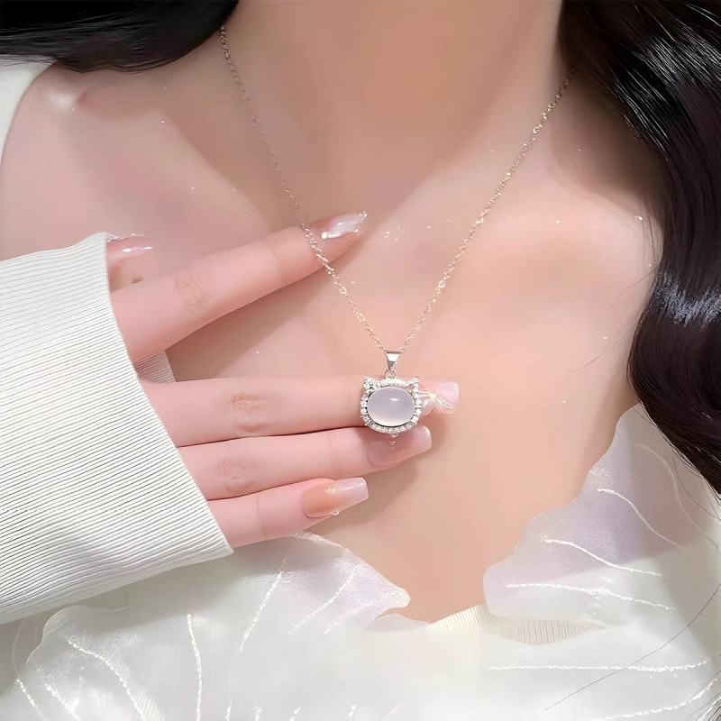 Crystal Cat Pendant Necklace