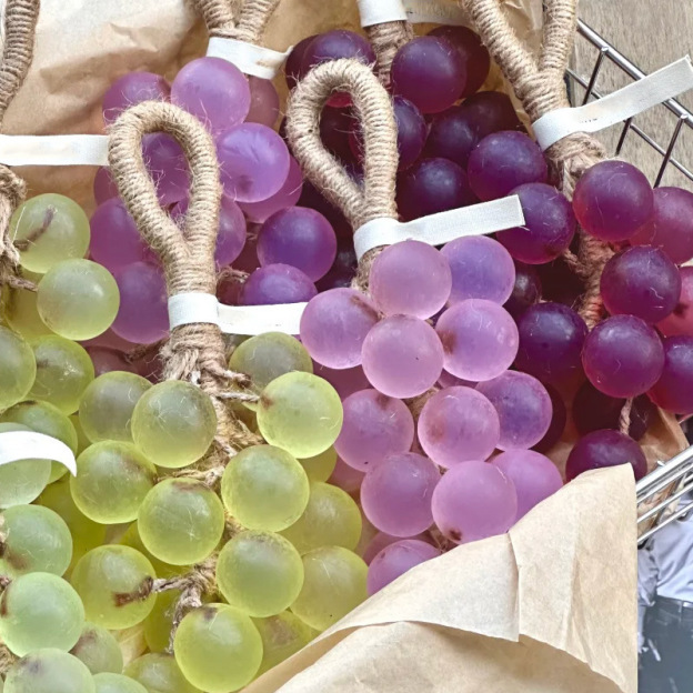 Crystal Grape Soap String – Handmade Moisturizing Grape-Shaped Soap for Bathroom Décor & Daily Cleansing