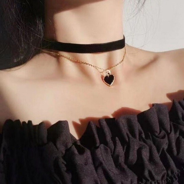 Velvet Heart Double-Layer Choker Necklace