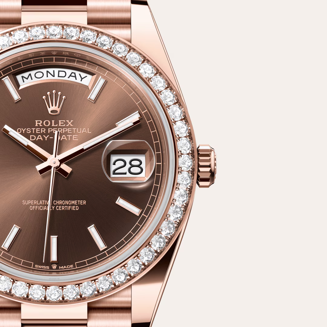 Rolex Day-Date 40 Oyster, 40 mm, růžové zlato a diamanty