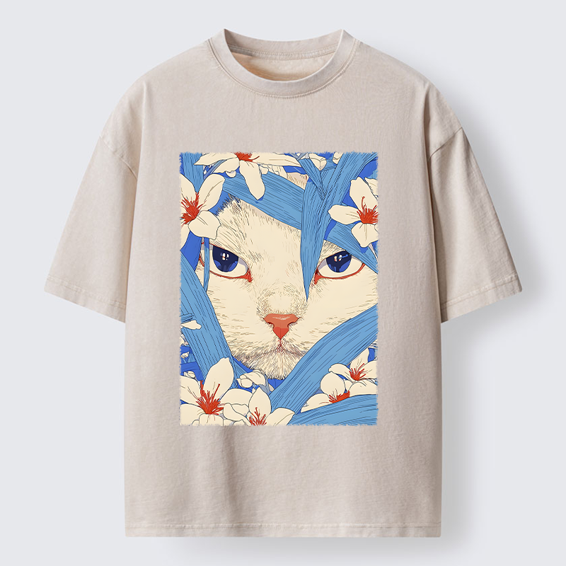 Tokyo-Lion Cat In The Grass Washed T-Shirt