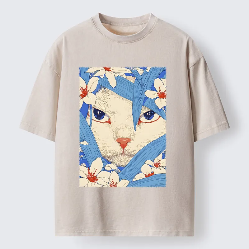 Tokyo-Lion Cat In The Grass Washed T-Shirt