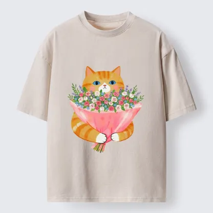 Tokyo-Lion Cozy Cat Offering A Bouquet Washed T-Shirt