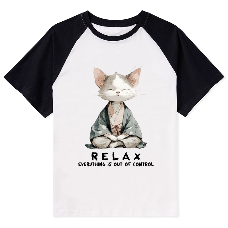 Tokyo-Lion Zen Cat Relaxation，Everything's Out Of Control Raglan T-shirt