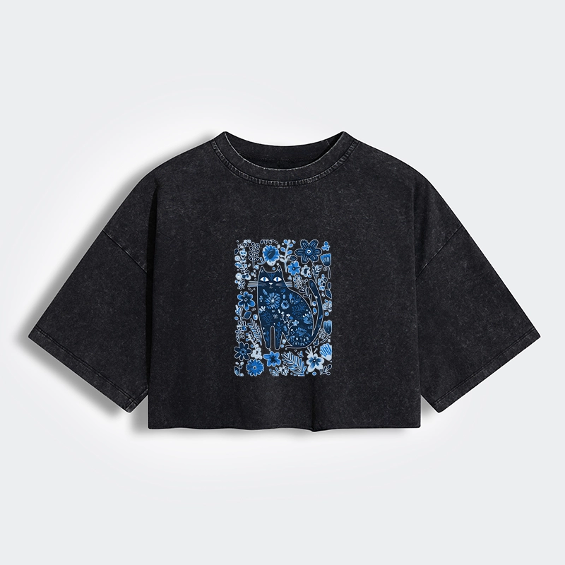 Tokyo-Lion A Cat Among Flowers Women's Washed Crop T-Shirt