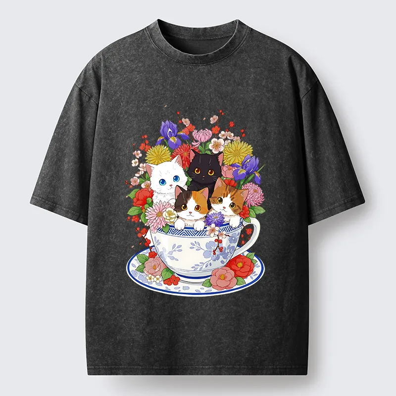 Tokyo-Lion Four Adorable Kittens Washed T-Shirt