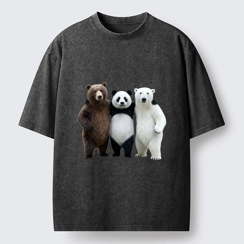 Tokyo-Lion Three Bears Stand Together Washed T-Shirt
