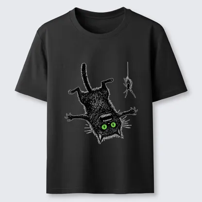 Tokyo-Lion Scared Cat Vs Spider Prank Classic T-Shirt