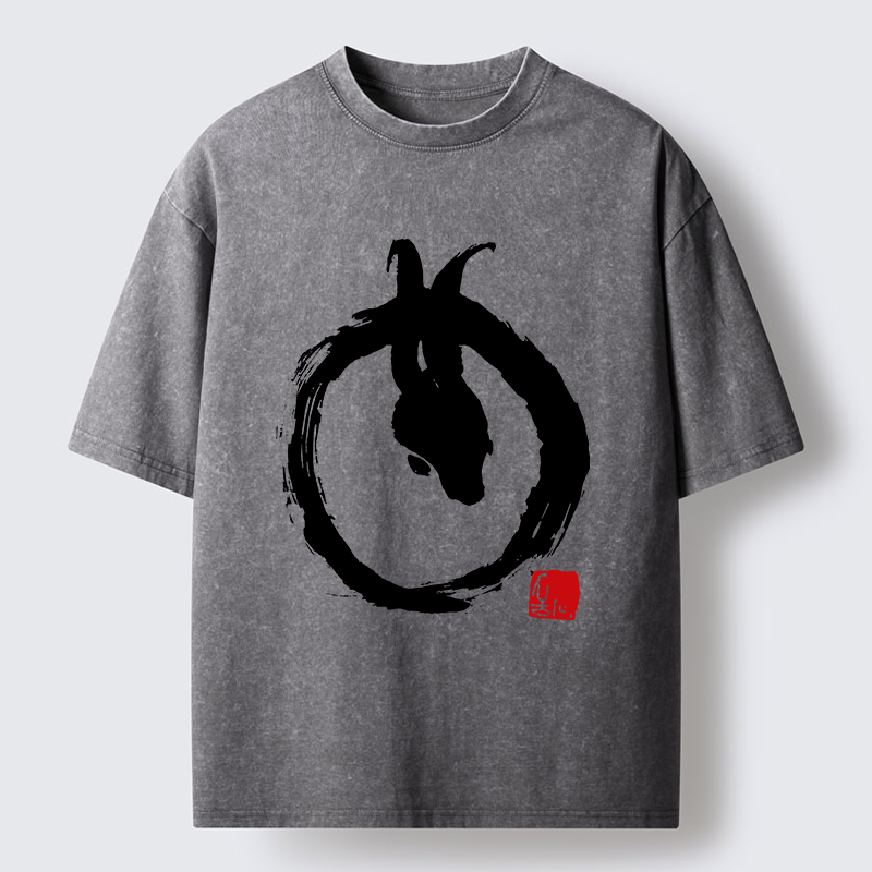 Tokyo-Lion Ink Painting Zen Enso Rabbit Washed T-Shirt