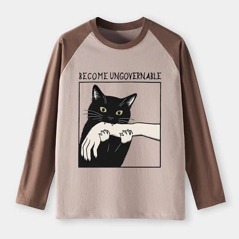 Tokyo-Lion Black Cat Biting Raglan Long Sleeve T-shirt