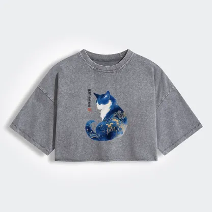 Tokyo-Lion Retro Zen Cat: Living the Present Women's Washed Crop T-Shirt