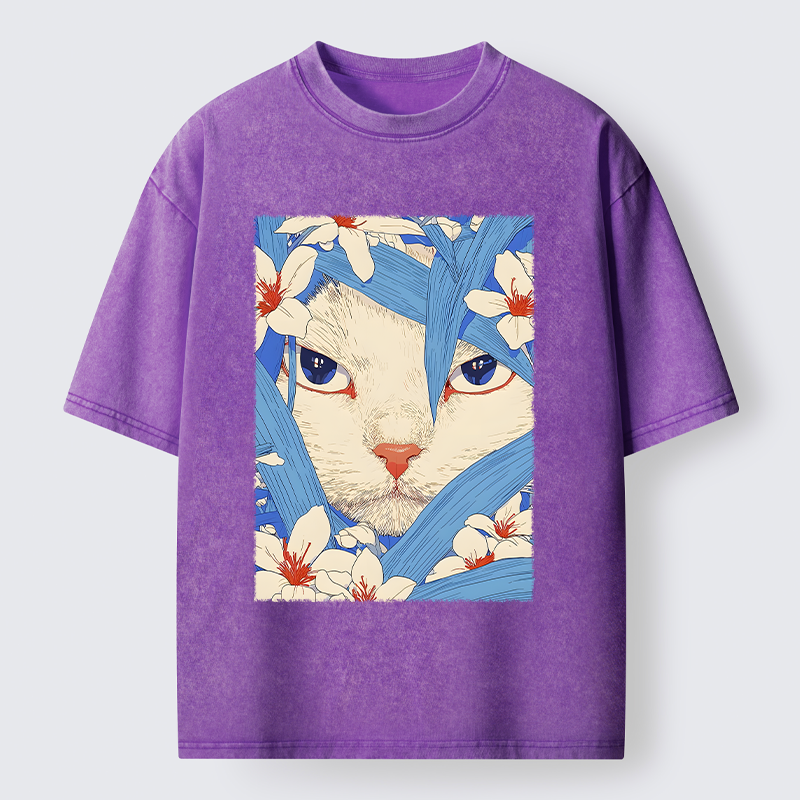 Tokyo-Lion Cat In The Grass Washed T-Shirt