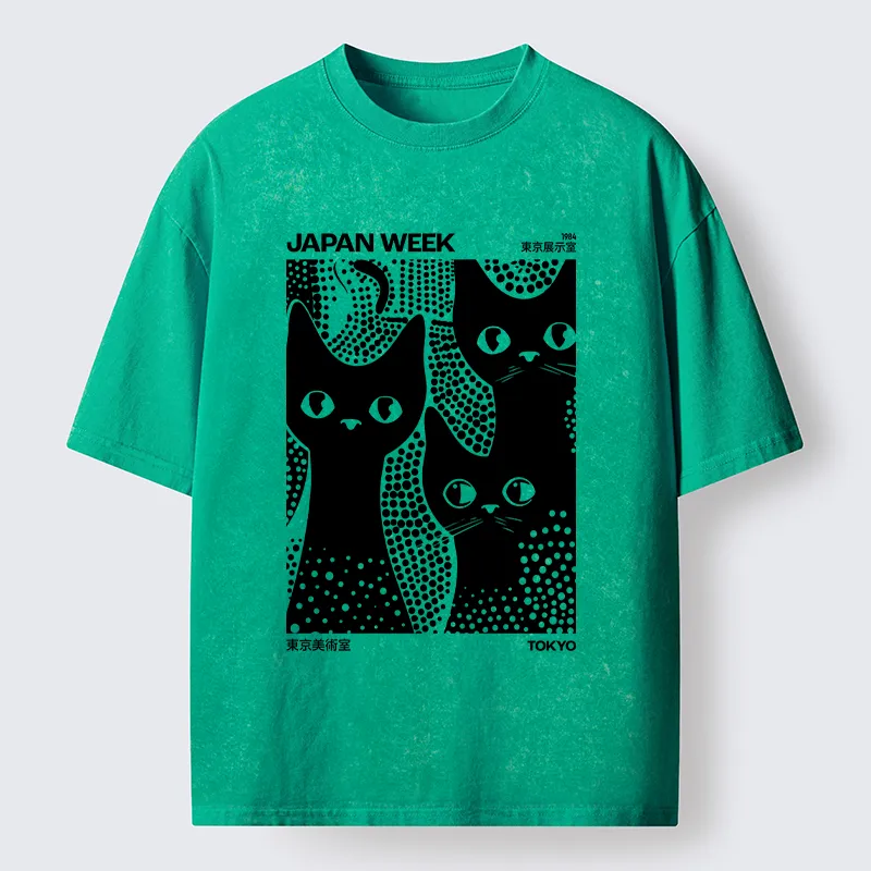 Tokyo-Lion Black Cat Polka Dot Art Washed T-Shirt