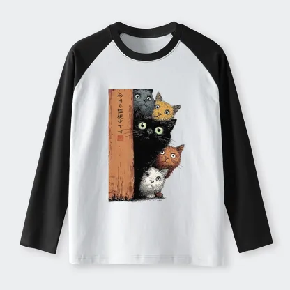 Tokyo-Lion Five Cats Are Watching You Raglan Long Sleeve T-shirt