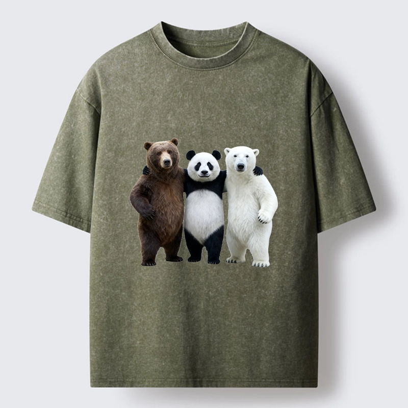 Tokyo-Lion Three Bears Stand Together Washed T-Shirt