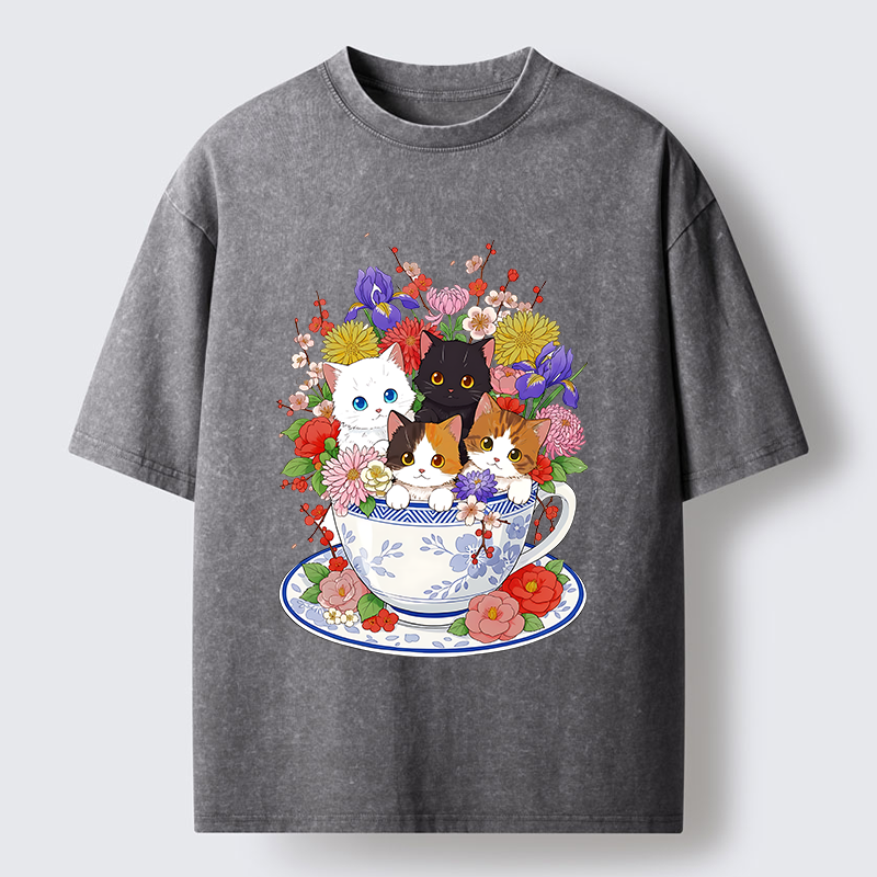 Tokyo-Lion Four Adorable Kittens Washed T-Shirt