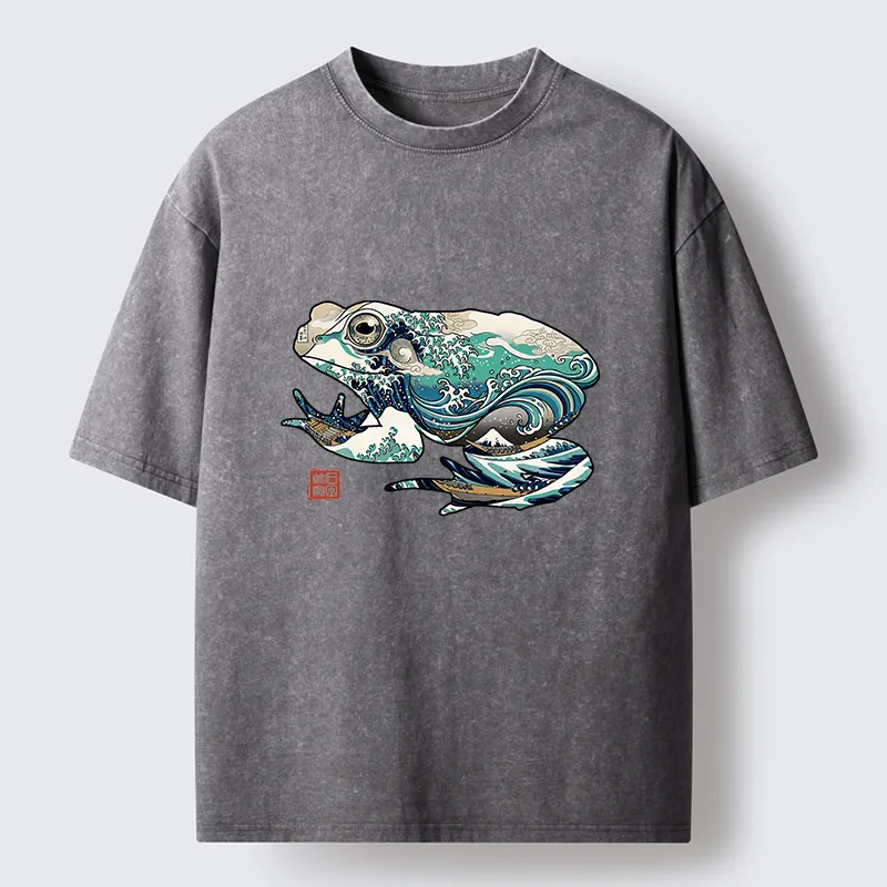 Tokyo-Lion Frogs And Ukiyo-e Waves Washed T-Shirt