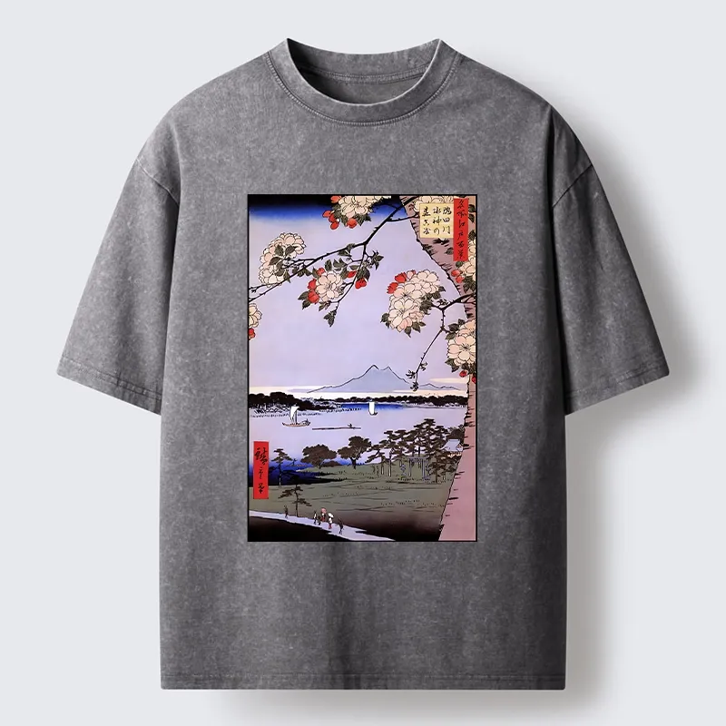 Tokyo-Lion Vintage Japanese Print: Sakura And Fuji Washed T-Shirt