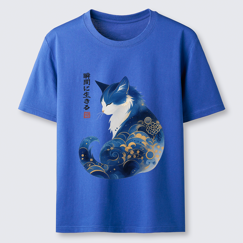 Tokyo-Lion Retro Zen Cat: Living the Present Classic T-Shirt