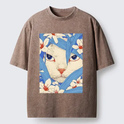 Tokyo-Lion Cat In The Grass Washed T-Shirt