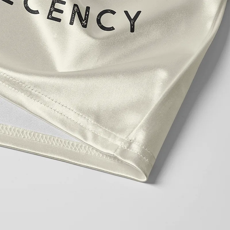 Tokyo-Lion Pigeon That Was Moved Three Glossy Oversized Jersey