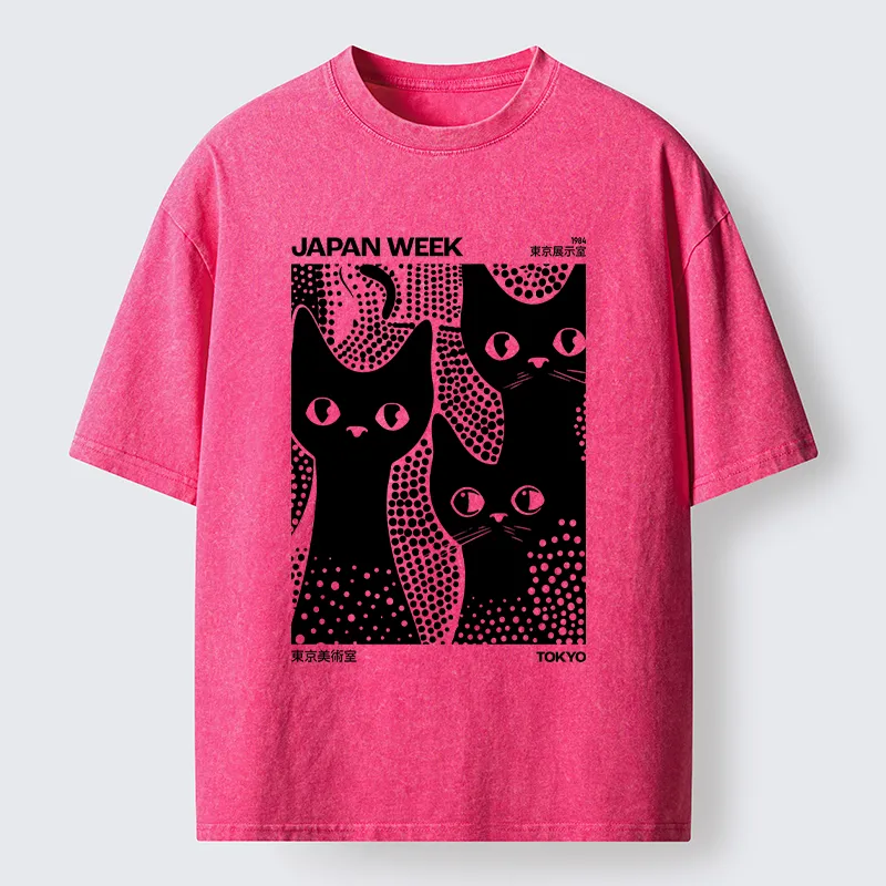 Tokyo-Lion Black Cat Polka Dot Art Washed T-Shirt