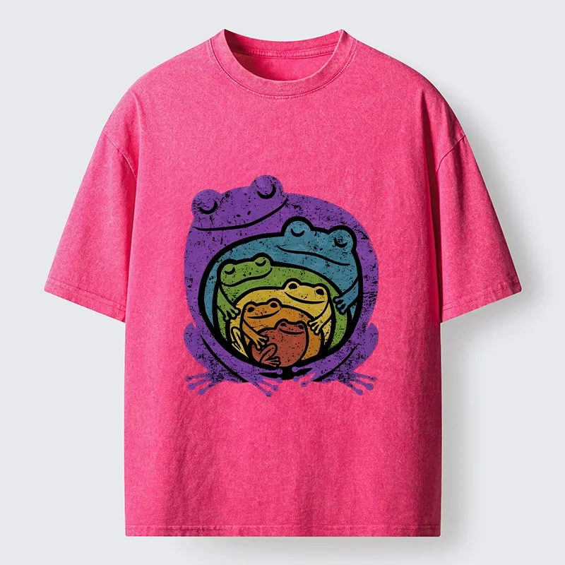 Tokyo-Lion Rainbow Frogs Hugging Washed T-Shirt