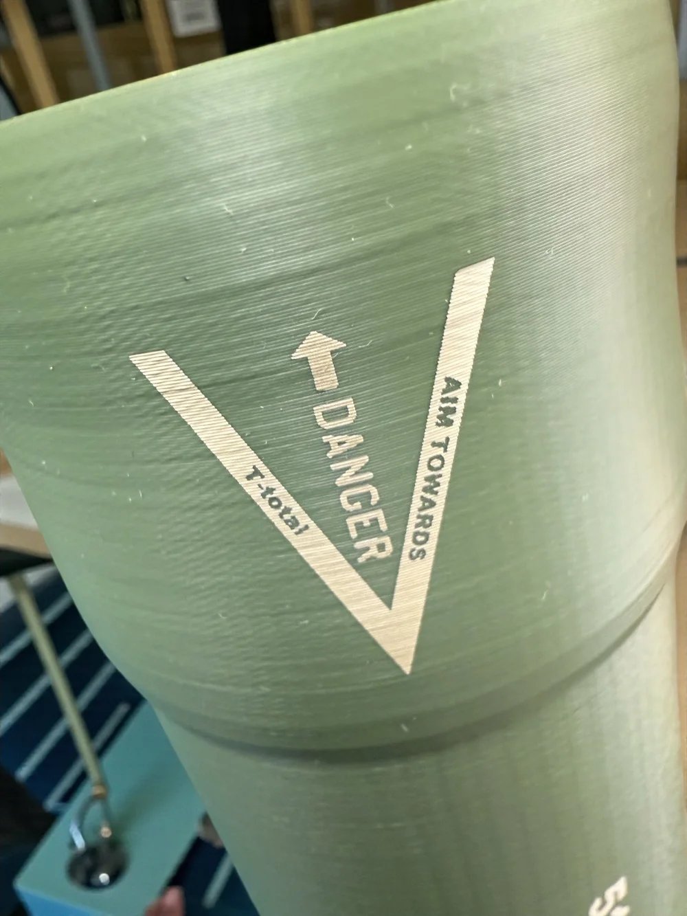 51mm Beer Bottle Mortar Bottle Opener – Novelty Cap-Launching Desk & Bar Accessory