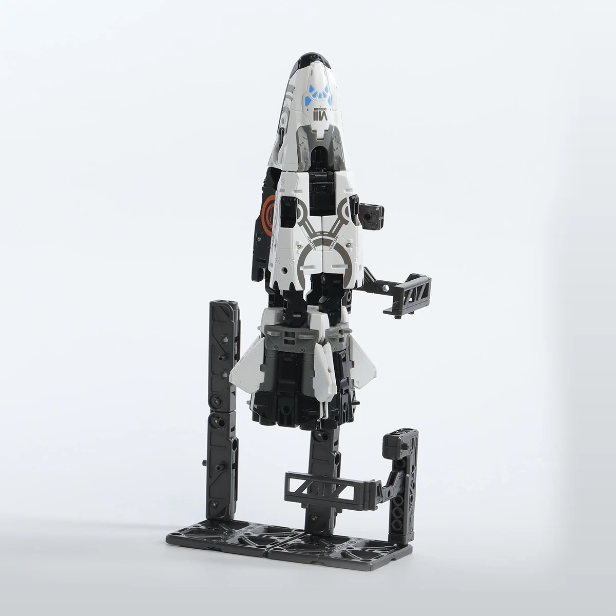 TRANSFORMABLE STAND