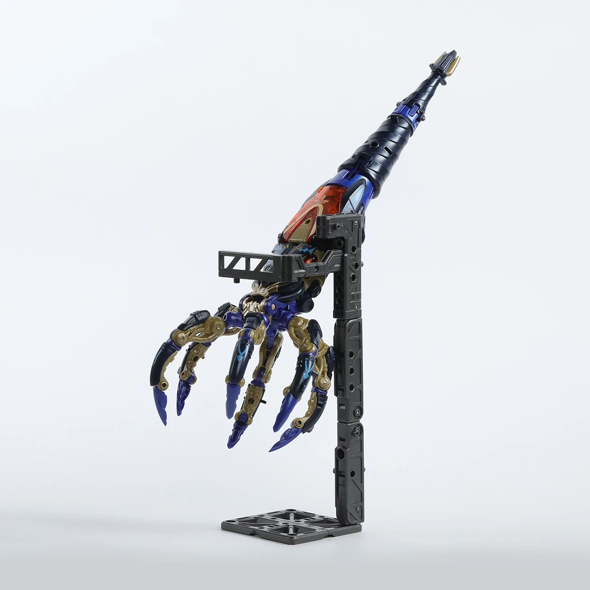 TRANSFORMABLE STAND
