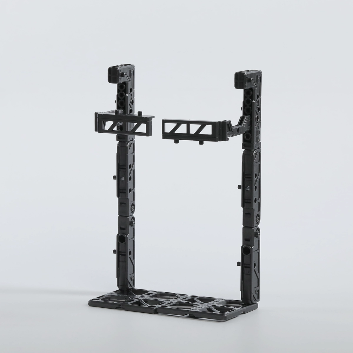 TRANSFORMABLE STAND