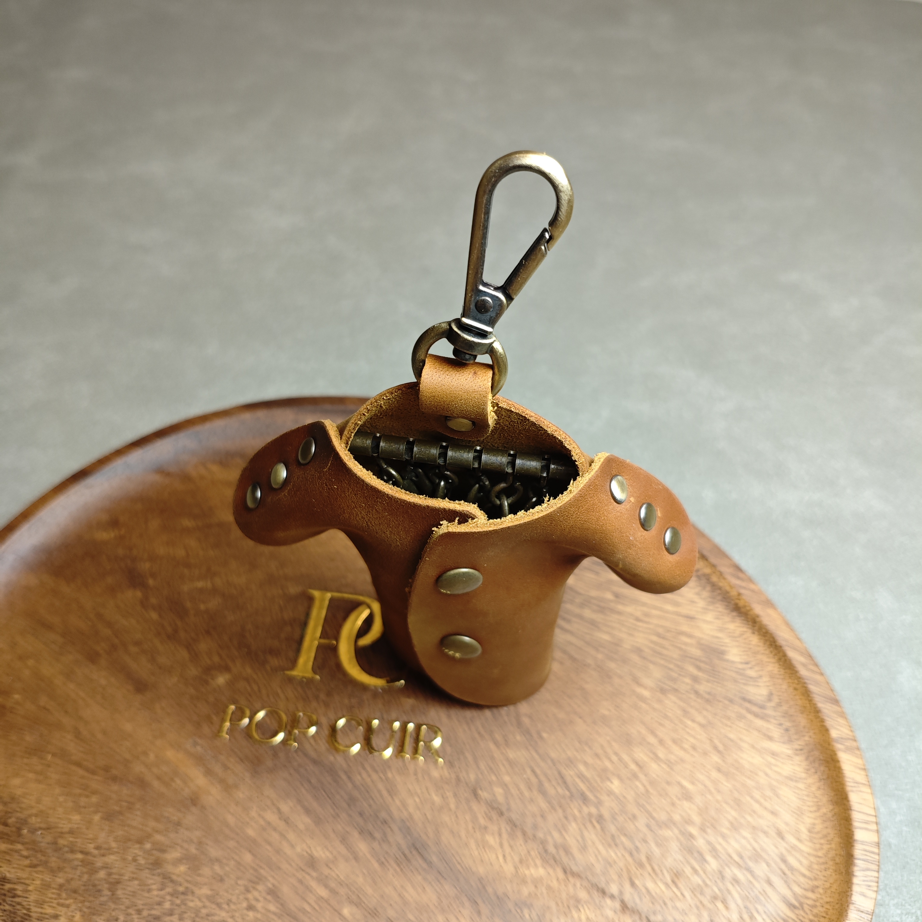 Handmade Crazy Horse Leather Keychain — T-Shirt Shaped Key Holder for Men 