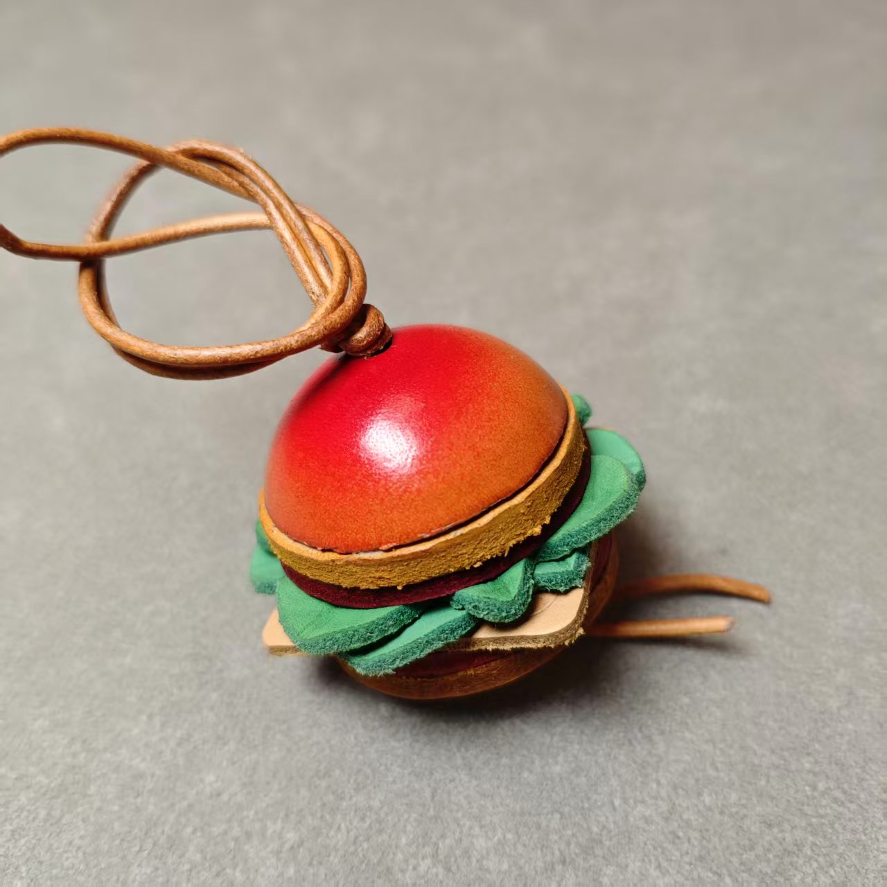 Handmade Veg-Tanned Leather Hamburger Charm - 4cm Adorable Bag Clip & Keychain Accessory