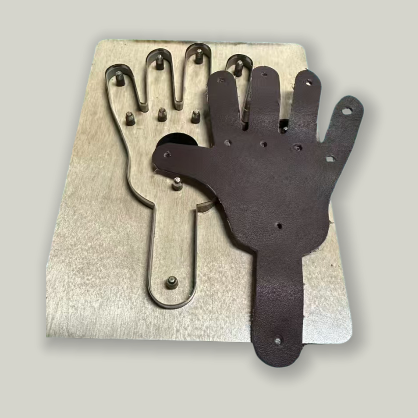 Hand Shaped Keychain Leather Cutting Die, Palm Steel Rule Punch Die Tool for DIY Leathercraft & Bag Charms