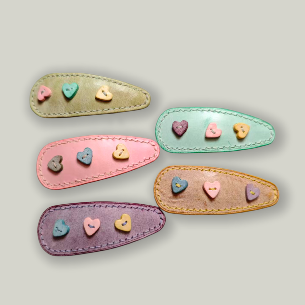 Handmade Vegetable Tanned Leather Hair Clip with Heart Buttons, 8cm Boho Cowhide Snap Barrette, Genuine Leather Hair Accessory for Women and Girls-POP CUIR