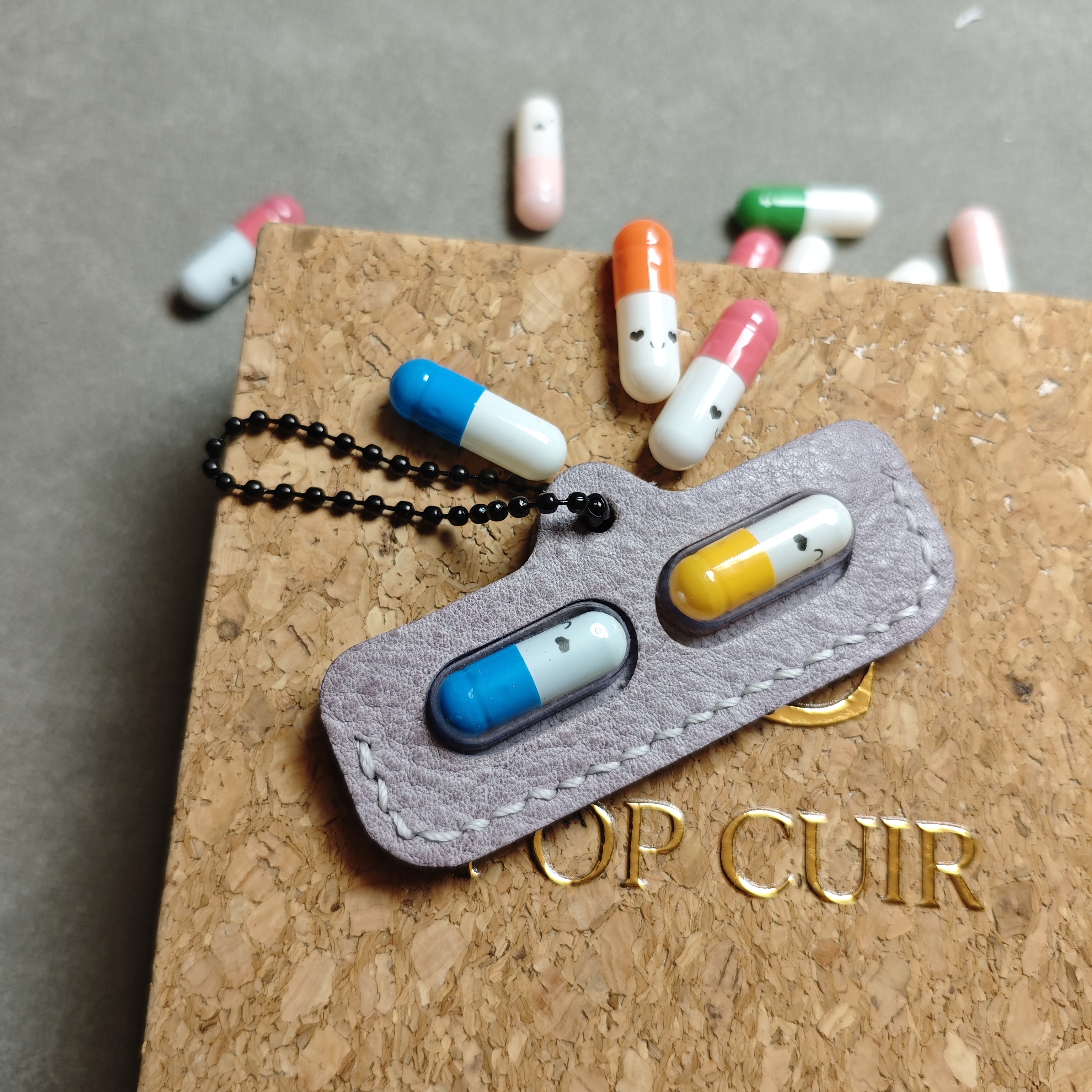Secret Message Capsule Leather Keychain | Veg-Tan Wax Pull-Up Handmade Keychain with Smiley Capsules – POP CUIR