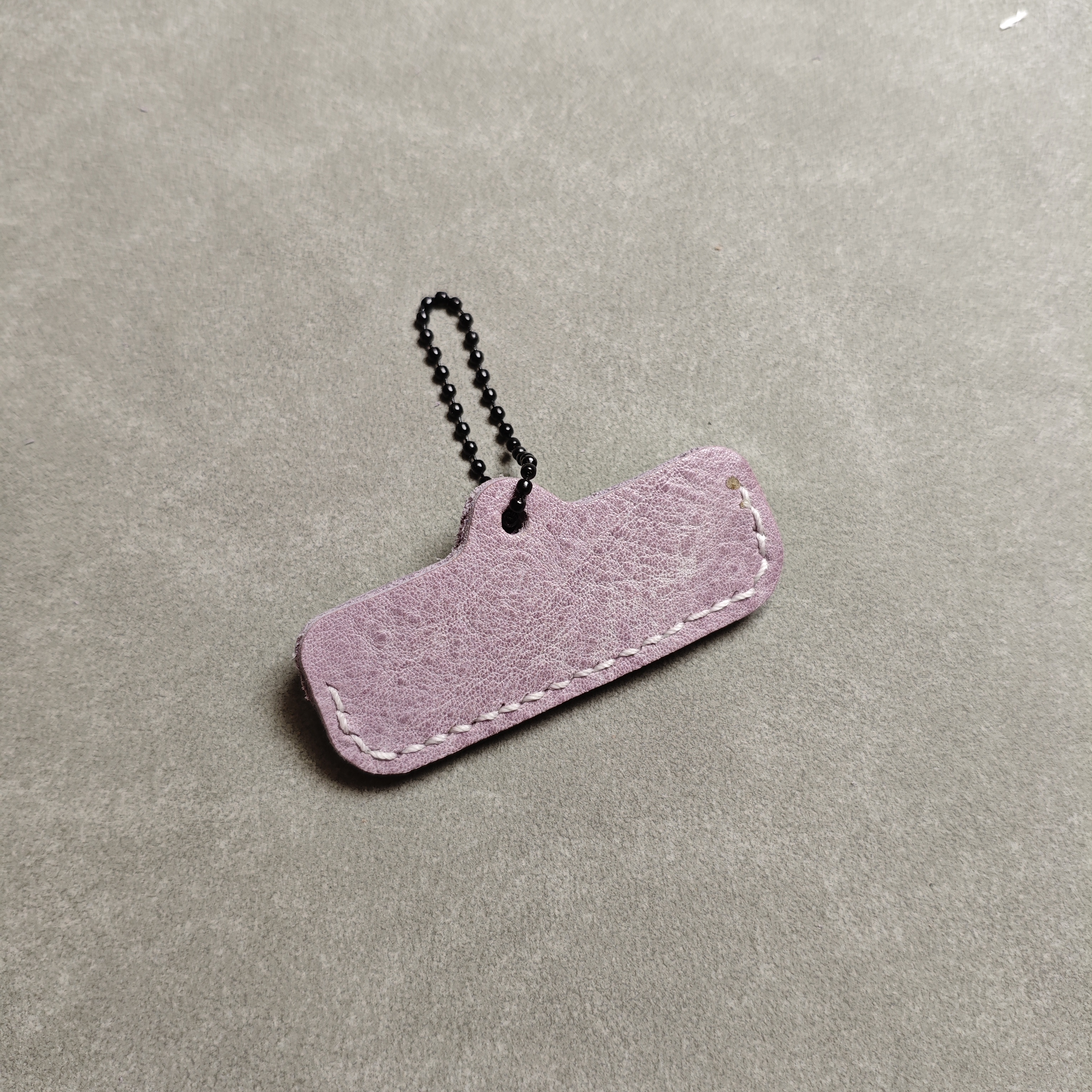 Secret Message Capsule Leather Keychain | Veg-Tan Wax Pull-Up Handmade Keychain with Smiley Capsules – POP CUIR