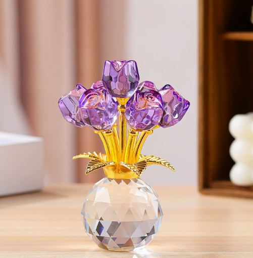 Вечна кристална роза във ваза